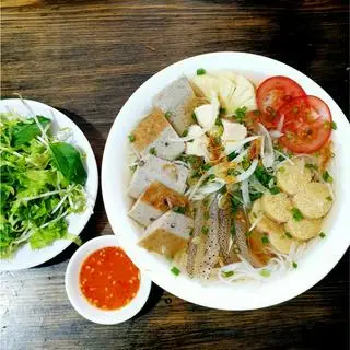 Bún chả + cá - 50.000 ₫ tại Đặc Sản Nha Trang - Nem Nướng, Bún Bò Huế & Bún Sứa Chả Cá - Sư Vạn Hạnh