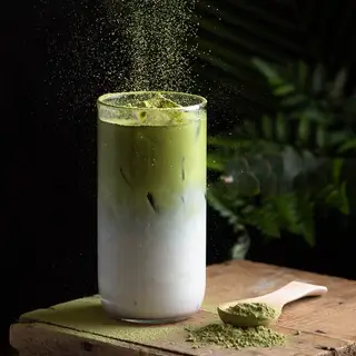 Matcha latte - 34.000 ₫ tại Tiệm trong Hẻm - Cà phê & Chân Gà Sốt Thái - Phạm Thế Hiển