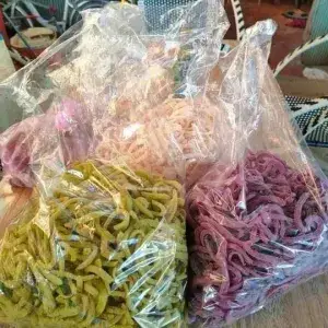 Hình ảnh Mứt dừa non nhà làm siêu ngon (500gram)