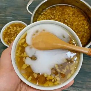 Chè bưởi - 30.000 ₫ tại Chè Thái Thảo Vy - Nguyễn Sơn