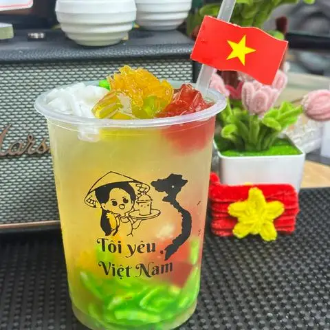 Hình ảnh Yêu Nước - Nguyễn Thị Định