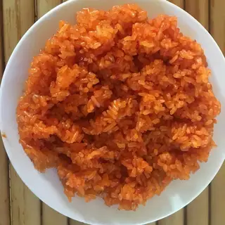 Xôi gấc - 19.000 ₫ tại Con Gà Nướng - Thành Thái