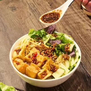 Bún nước tương đậu hũ - 29.500 ₫ tại Bún Mắm Nêm, Bún Nước Tương - Tiệm Là Nhà Quận 1 - Trần Đình Xu