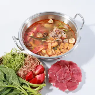 Hình ảnh Lẩu riêu tóp mỡ size to kèm 2 chai coca nhỏ