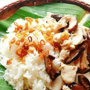 Hình ảnh Xôi gà xé nấm