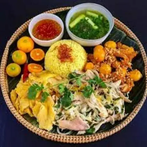 Hình ảnh Ê ê... Mì Quảng Quê - Mì Quảng, Bánh Tráng Cuốn Thịt Heo & Cơm Gà - Dịch Vọng Hậu