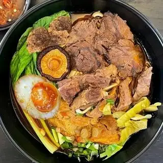 Hình ảnh Mì tươi bò hầm
