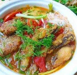 Hình ảnh Bánh đa cá chiên giòn