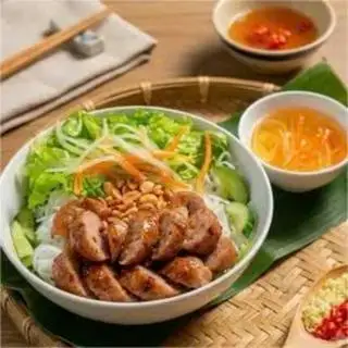 Bún nem nướng - 59.000 ₫ tại Vua Bún - Bún Thịt Nướng, Bún Nước Tương - Bùi Đình Túy