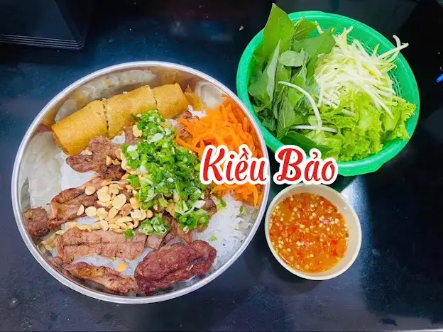Bún thịt nướng đầy đủ - 36.000 ₫ tại Bún Thịt Nướng Kiều Bảo - Đề Thám