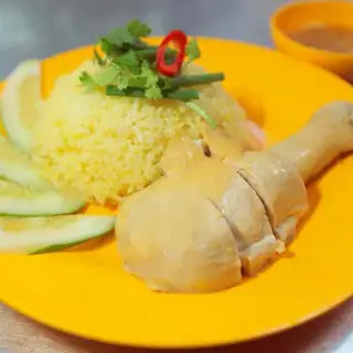 Cơm đùi gà luộc chặt - 70.000 ₫ tại Cơm Gà Hải Nam Lộc Phát - Bàu Cát