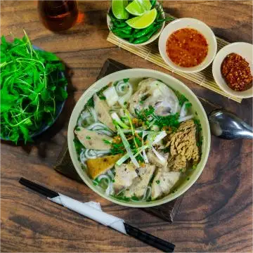 Ân Nhi - Bánh Canh Bột Gạo, Bún Chả Cá & Mì Trộn Tóp Mỡ - Đường Số 329 Minh Phụng - Bún/Phở/Mỳ/Cháo gần bạn