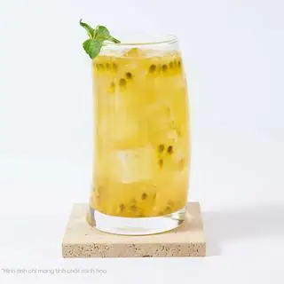 Nước ép thơm - chanh dây - 40.000 ₫ tại Trà Trái Cây, Nước Ép & Sinh Tố Thái HarioCha - Nguyễn Khắc Nhu
