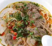 Bún bò nạm - 55.000 ₫ tại Bún Bò Cô Tiên - Bùi Viện