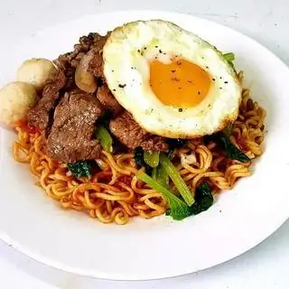 Mì xào bò đầy đủ - 50.000 ₫ tại Hủ Tiếu Bò Kho & Bánh Mì Bò Kho Hùng Loan - Phan Huy Ích