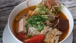 Bún riêu tô thường cua chả mọc - 42.000 ₫ tại Trang Bún Riêu & Canh Bún - Đường Số 6