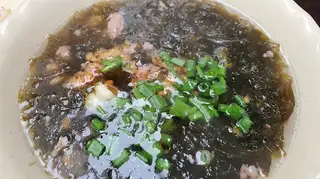 Hình ảnh Canh rong biển thịt bằm - chén