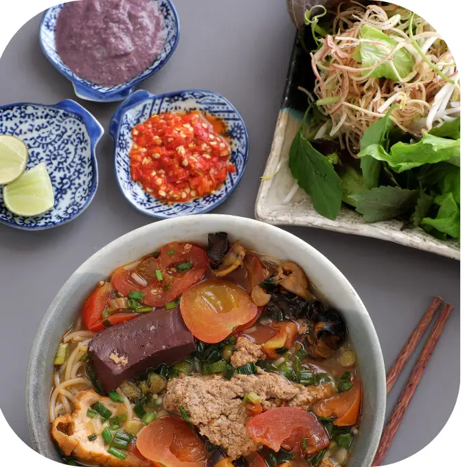 Bún riêu giò - 53.000 ₫ tại Bún Riêu & Canh Bún Giàu Ngọc - Hương Lộ 2