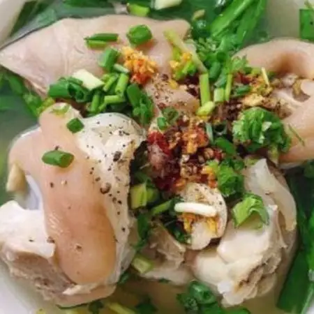 Hủ tiếu giò heo - 40.000 ₫ tại Hủ Tiếu & Bánh Canh Trạm Y Tế Bình Hưng - Đường Số 1