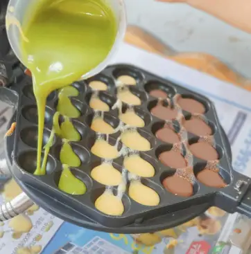Bánh trứng mix 3 vị: socola ,trà xanh và truyền thống - 37.000 ₫ tại Bánh Trứng Gà Non - Sâm Lạnh A.Bi - Vạn Kiếp