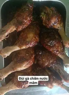 Cơm đùi gà chiên nước mắm - 50.000 ₫ tại Quán Cơm Quê Nhà - Mỹ Dung - Cù Lao