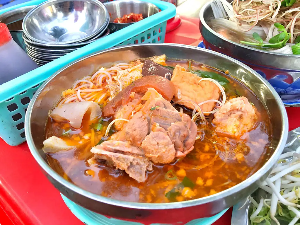 Bún riêu xương - 53.000 ₫ tại Bún Riêu & Canh Bún Giàu Ngọc - Hương Lộ 2