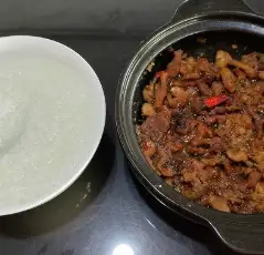 Cháo trắng thịt kho tiêu - 30.000 ₫ tại Cháo Trắng Hột Vịt Muối Thảo My - Phạm Thế Hiển