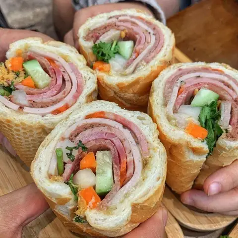Hình ảnh Bánh Mì Jambon Long Khánh - Hàng Bông