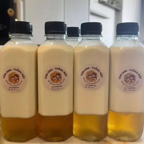 Hình ảnh Con Ong - Thằng Mật - Trà Sữa & Sữa Chua - Đức Giang