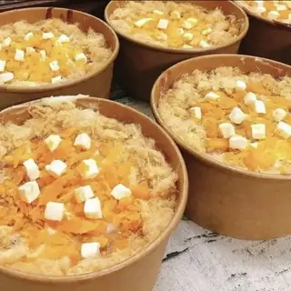 Bánh bông lan trứng muối thố - 67.000 ₫ tại Simple Cake - Ung Văn Khiêm