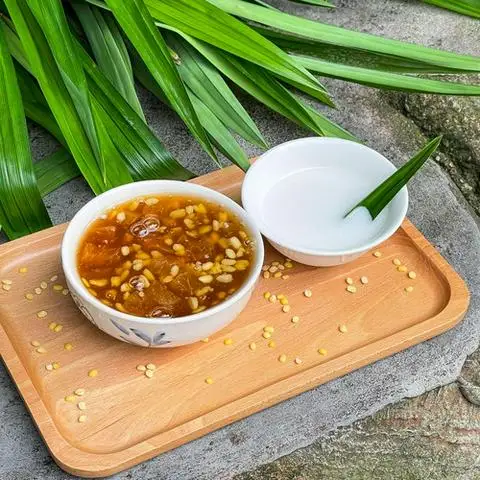 Hình ảnh Chè 2H - Thịnh Quang