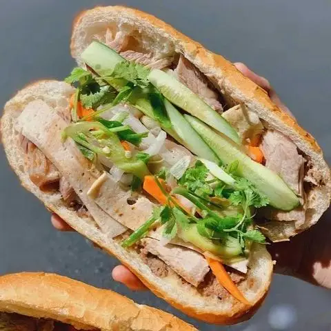 Bánh Mì Hà Nội Thắng Hương - Lương Định Của - Bánh Mì/Xôi gần bạn