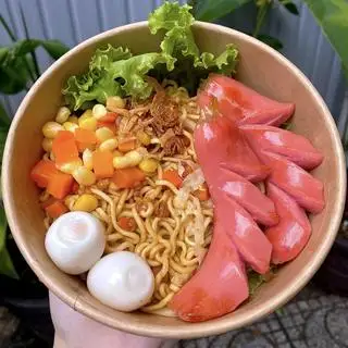 Mì trộn Indo xúc xích - 30.000 ₫ tại A Kiệt Quán - Cơm, Mì & Phở - Đoàn Văn Bơ