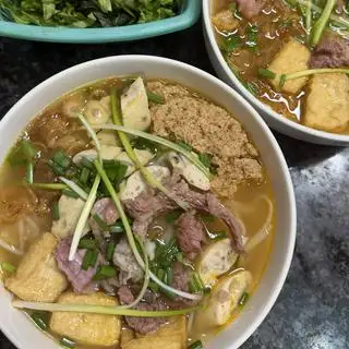 Hình ảnh Bún riêu bò giò