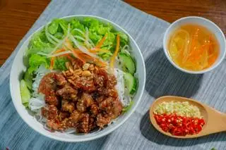Bún thịt nướng - 50.000 ₫ tại Bún Thịt Nướng & Cơm Tấm Kkfood - Cao Thắng