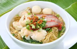 Hủ tiếu mì nhỏ nước - 40.000 ₫ tại Hủ Tiếu Nam Vang Cô 9 Điệu - Đặng Thúc Liêng