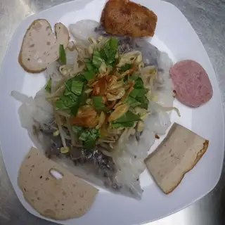 Bánh cuốn đầy đủ - 63.000 ₫ tại Bánh Cuốn Hồ Con Rùa - Công Trường Quốc Tế