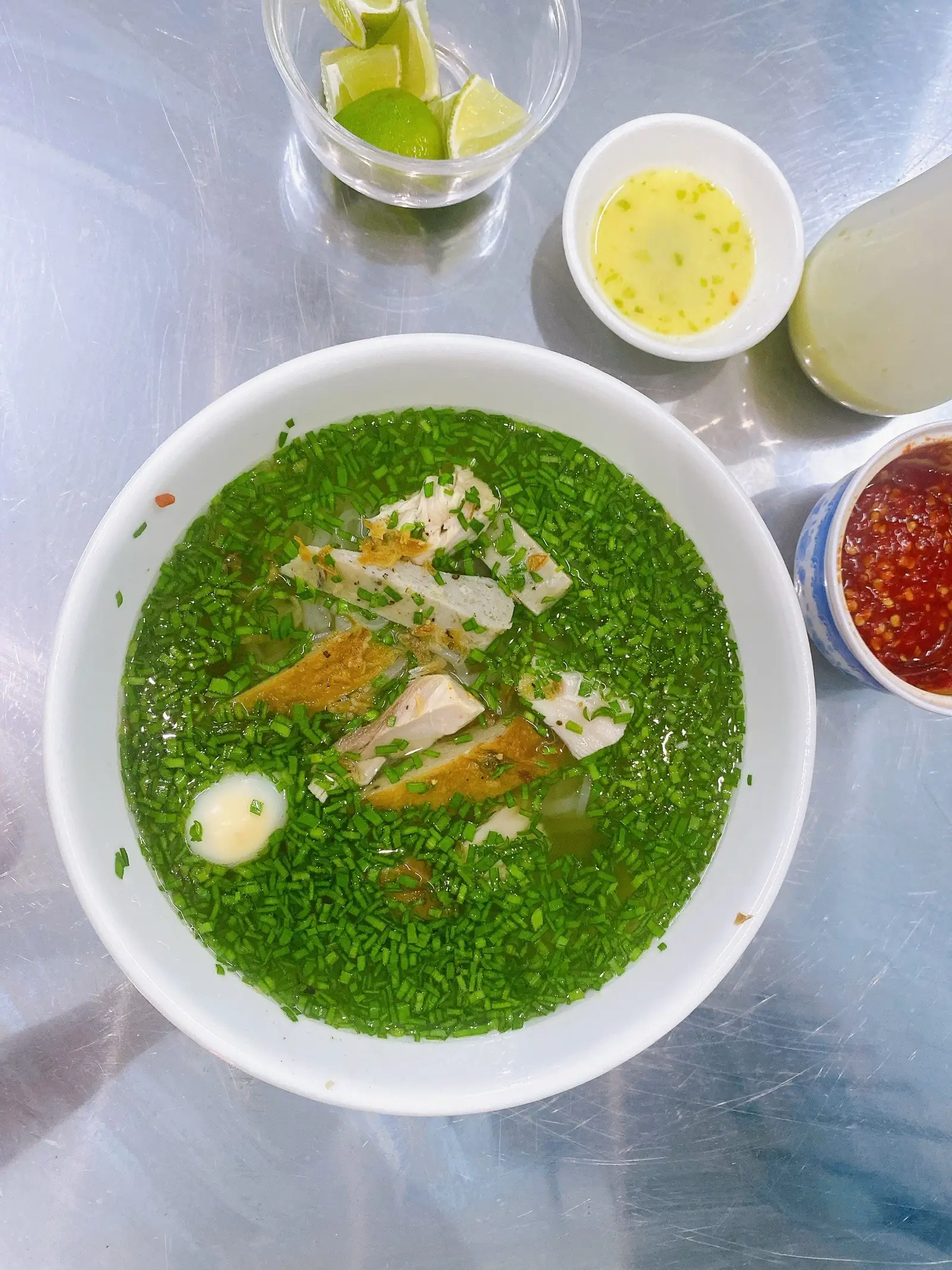 Bánh canh hẹ - 45.000 ₫ tại Đặc Sản Phú Yên - Bánh Canh Hẹ & Bún Cá Sứa - Bùi Xuân Phái