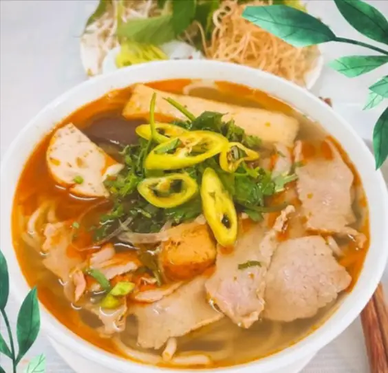 Bún bò tái - chả huế - 57.000 ₫ tại Bún Bò Huế Cát Tường - Hùynh Tấn Phát