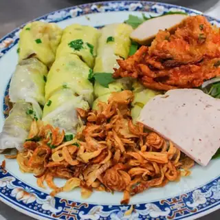 BÁNH CUỐN THỊT TRỨNG ĐẶC BIỆT  - 67.000 ₫ tại Cô Hạnh - Bánh Ướt & Bánh Cuốn - Phan Văn Hân