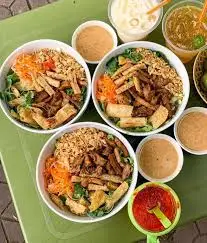 Hình ảnh Bún cua trộn full topping