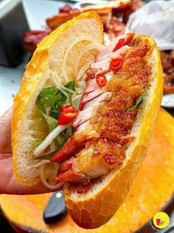 Hình ảnh Hưng Phát - Bánh Mỳ Heo Quay - Trần Cung
