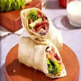 Bánh mì cuộn kebab - 35.000 ₫ tại Bánh Mì Kebab - Bế Văn Cấm
