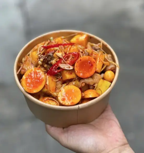 Chân gà rút xương mix trứng non sốt thái size S - 79.000 ₫ tại Ngoc Kim Food - Gà Ủ Muối & Chân Gà Sốt Thái - Cư Xá Phan Đăng Lưu
