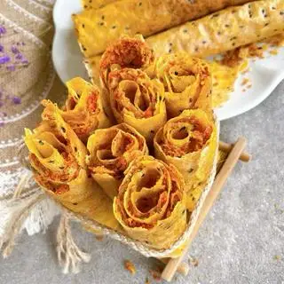 Hình ảnh Bánh tráng cuốn bảy mập