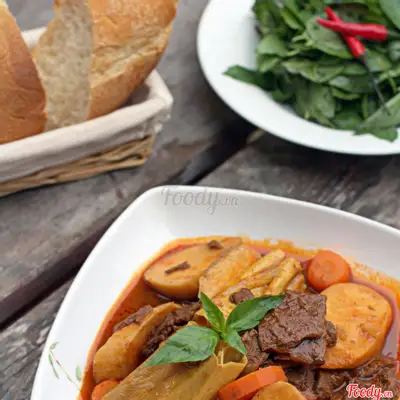 Bò kho bánh mì chay - 50.000 ₫ tại Quán Chay Thuận Đức - Lê Văn Lương