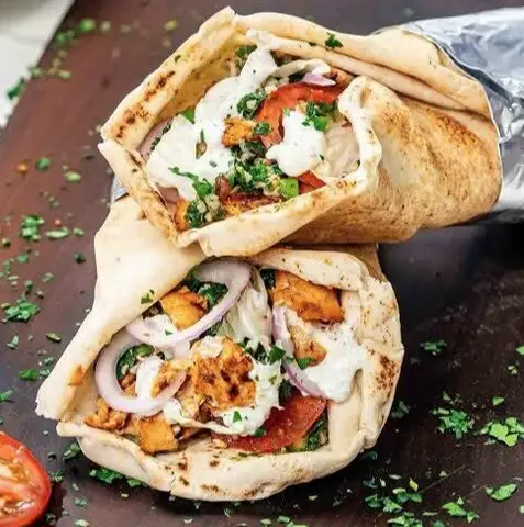 Okela - Kebab Bánh Mì Tacos - Huỳnh Thiện Lộc - Ẩm thực quốc tế gần bạn