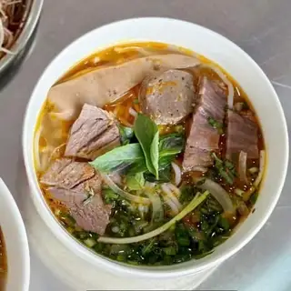 Hình ảnh Bún bò truyền thống