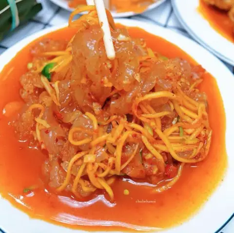 Hình ảnh Sứa Nhà Mon - Bánh Tráng & Chân Gà Sốt Thái - Nguyễn Khánh Toàn