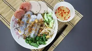 Bánh cuốn nóng chả nem - 35.000 ₫ tại Bánh Cuốn Nhật Long - Tạ Quang Bửu